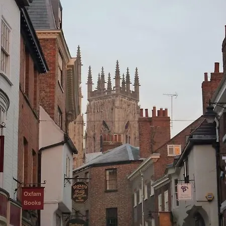 1 Bootham Bar